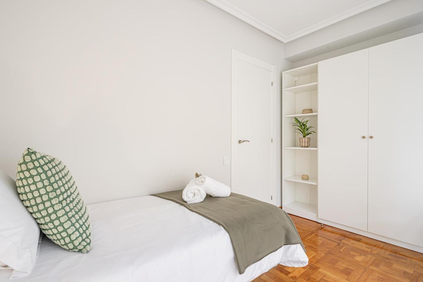 Apartamento Tres Mares Gijón Extérieur photo