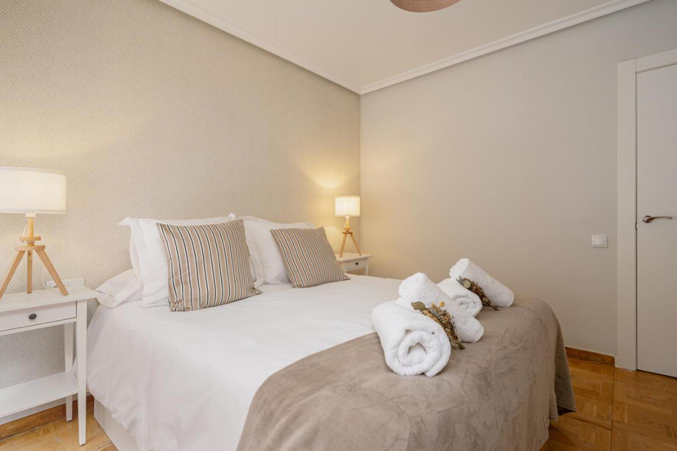 Apartamento Tres Mares Gijón Extérieur photo